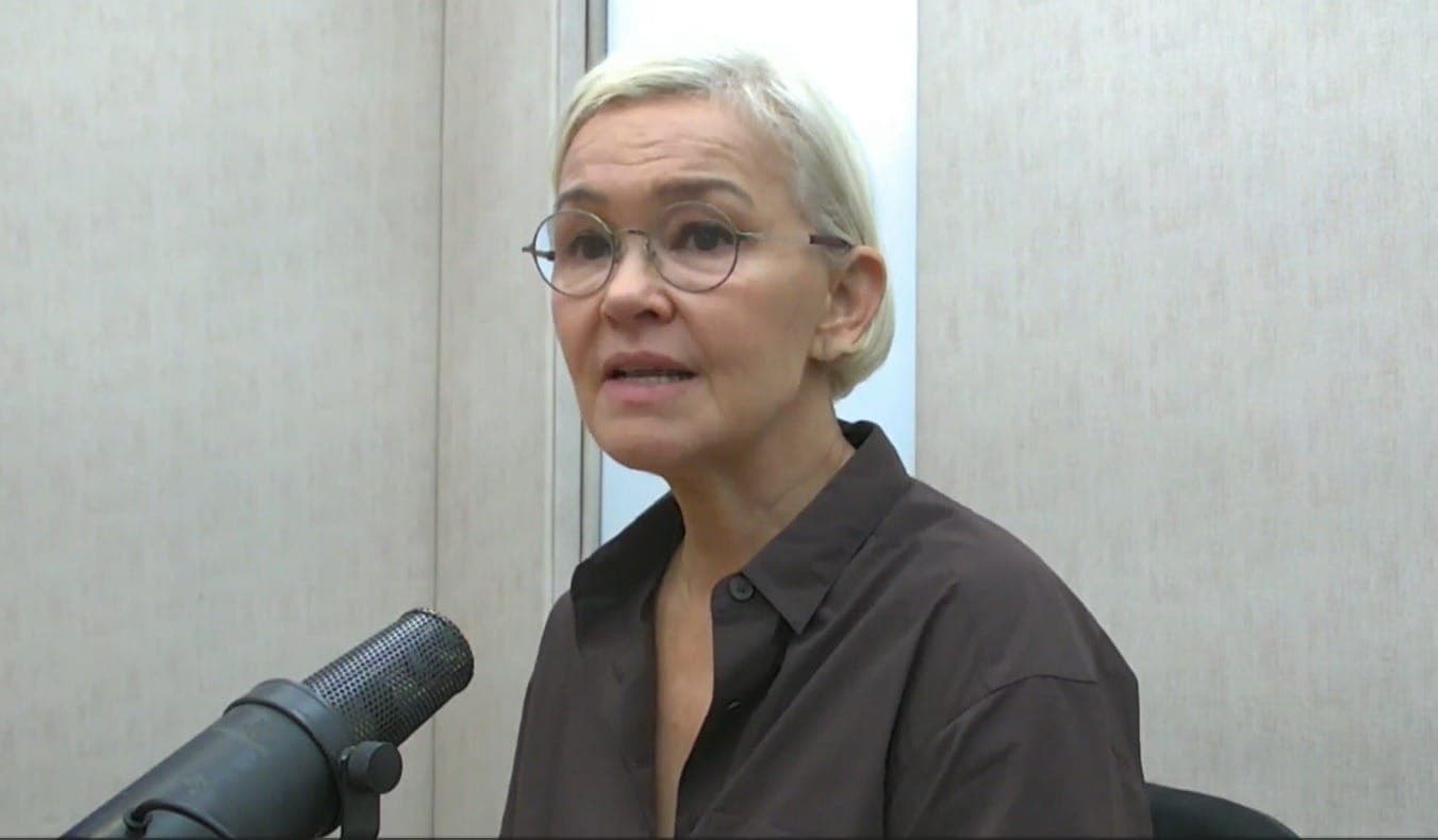 Júlia Lemmertz início carreira de atriz na Band
