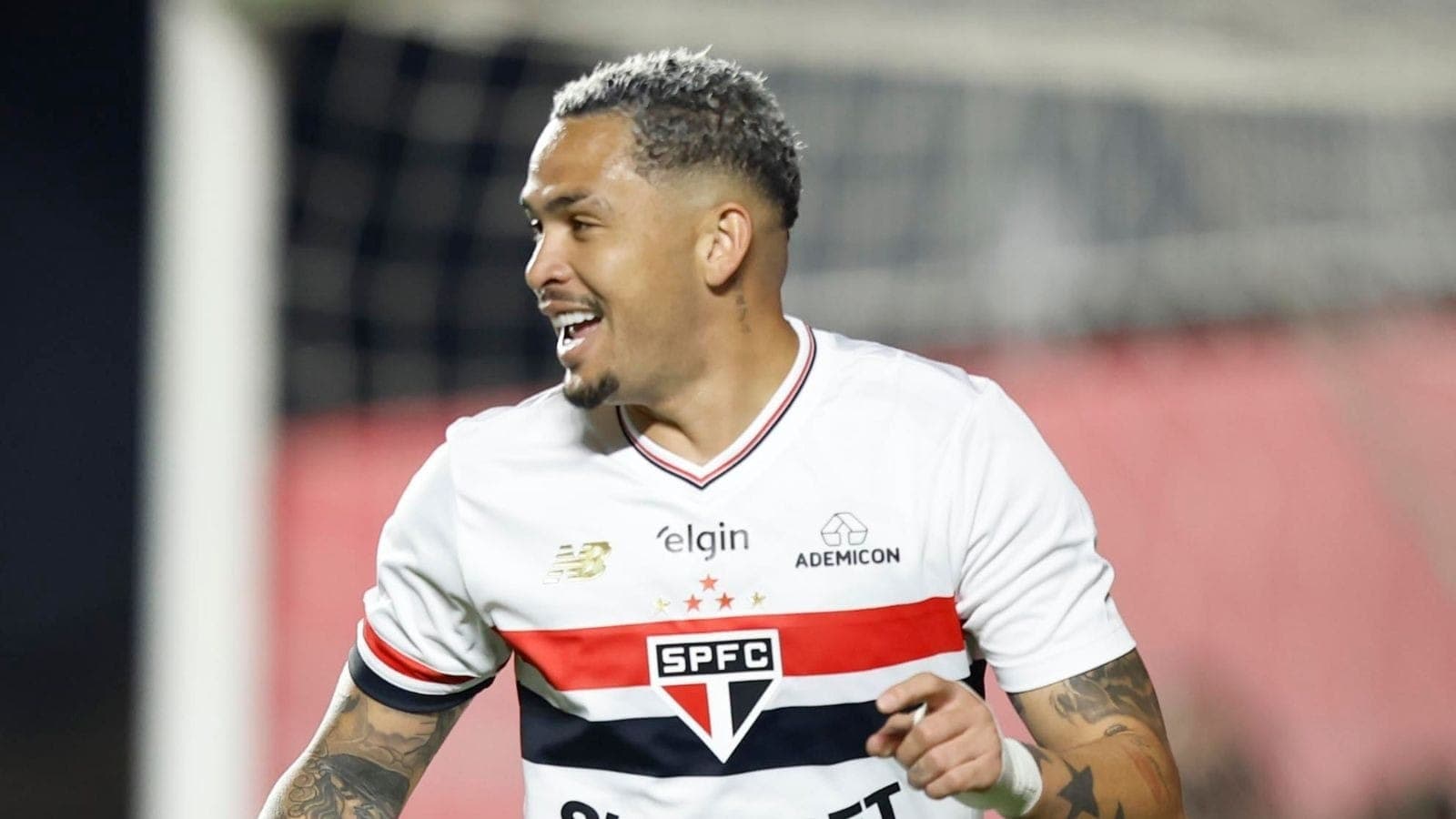 Luciano, atacante do São Paulo 