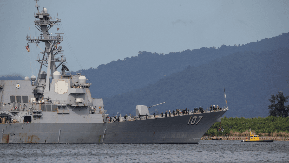  USS Gravely 
