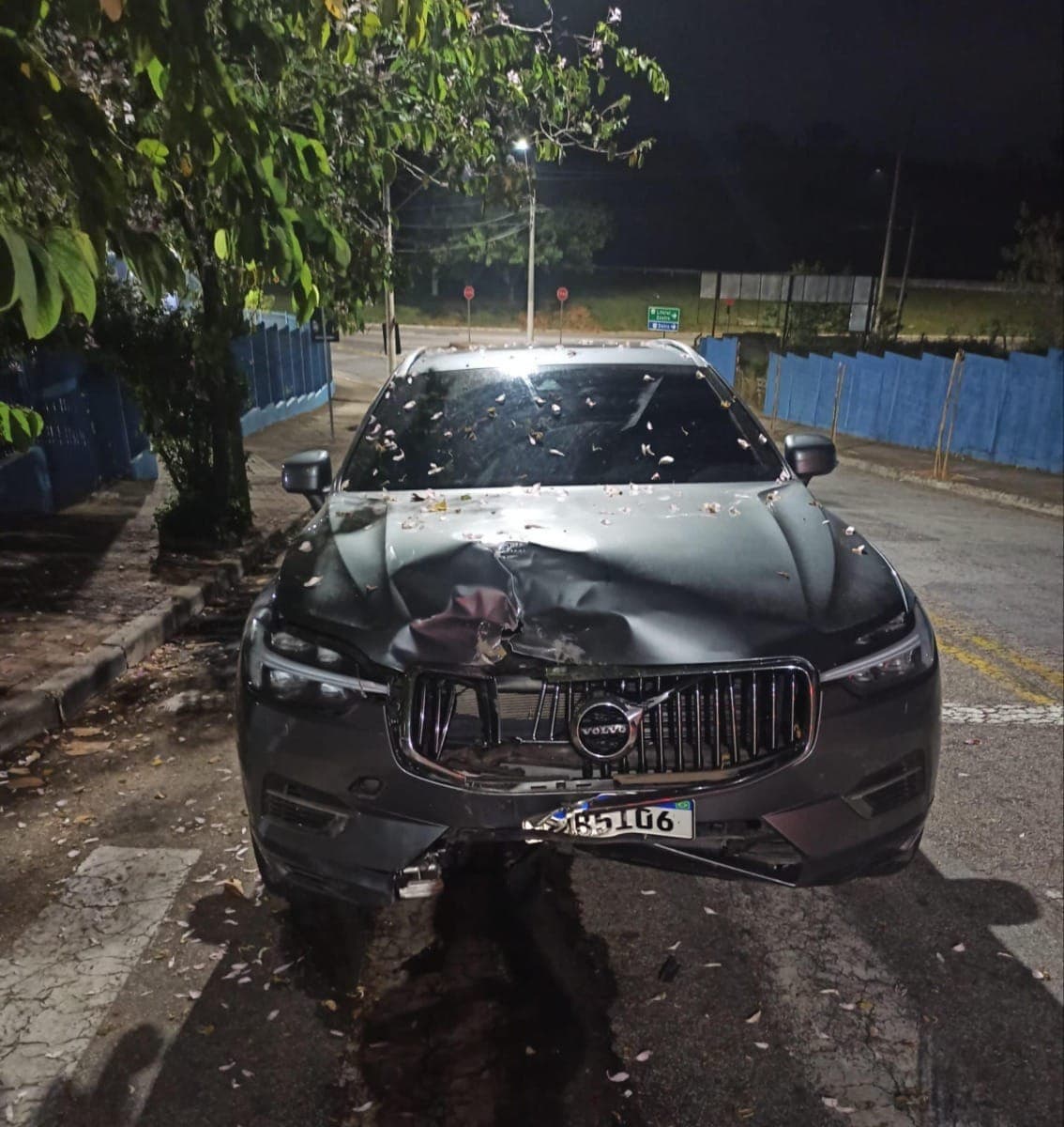 Atropelamento ocorreu com carro de luxo 