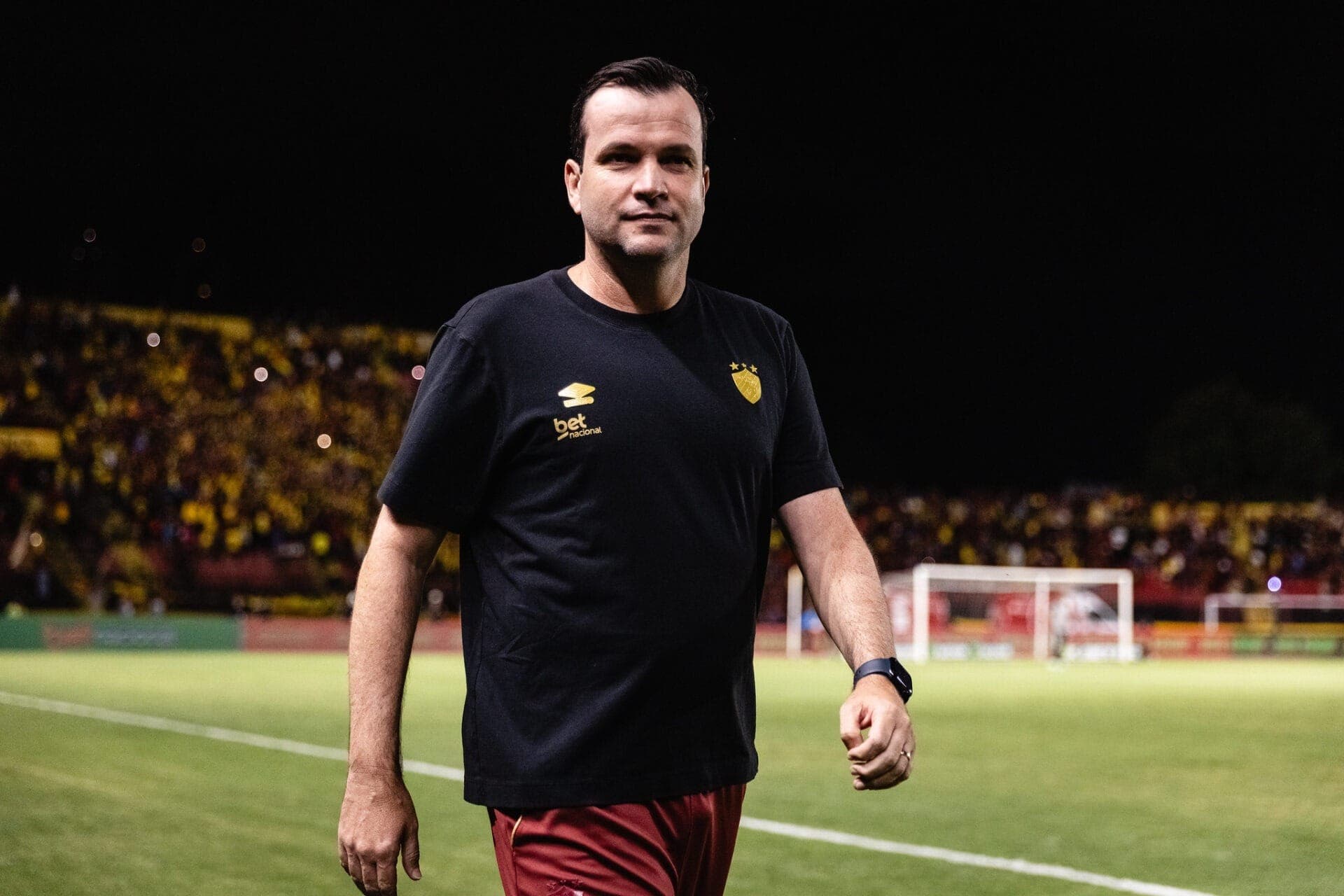 Daniel Paulista no comando do Sport