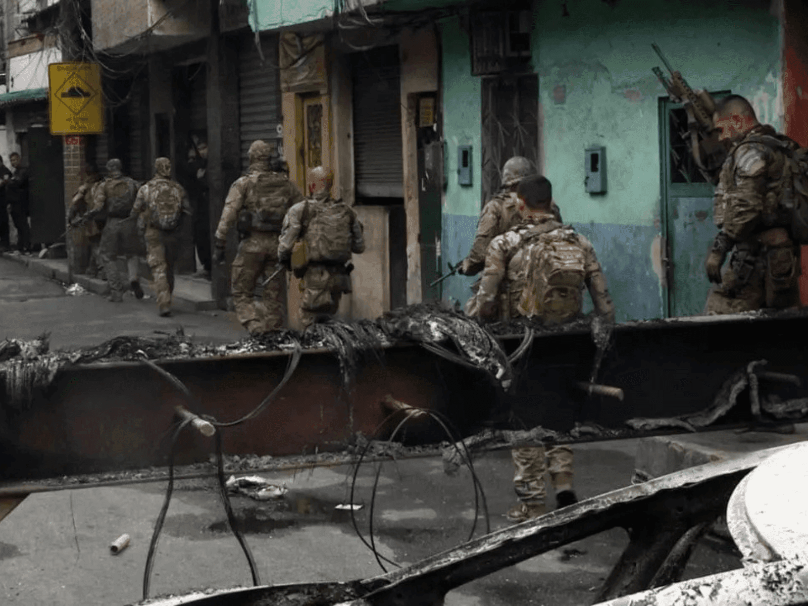 Operação contra o Comando Vermelho