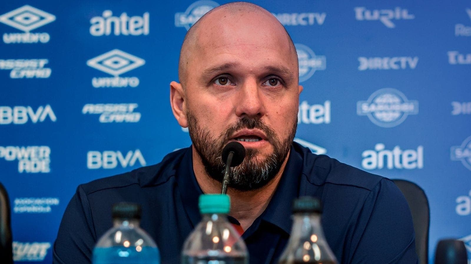 Jadson Vieira, novo técnico do Nacional-URU