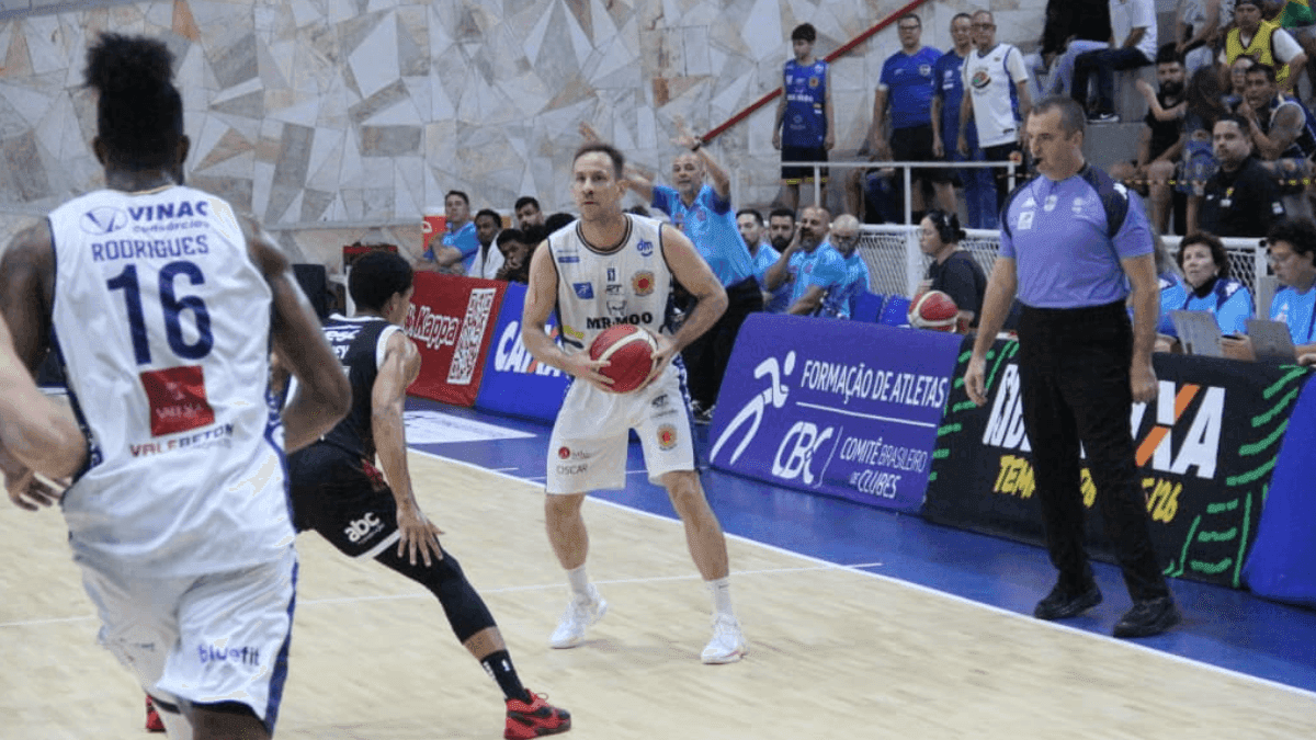 São José Basquete é derrotado pelo Flamengo no NBB