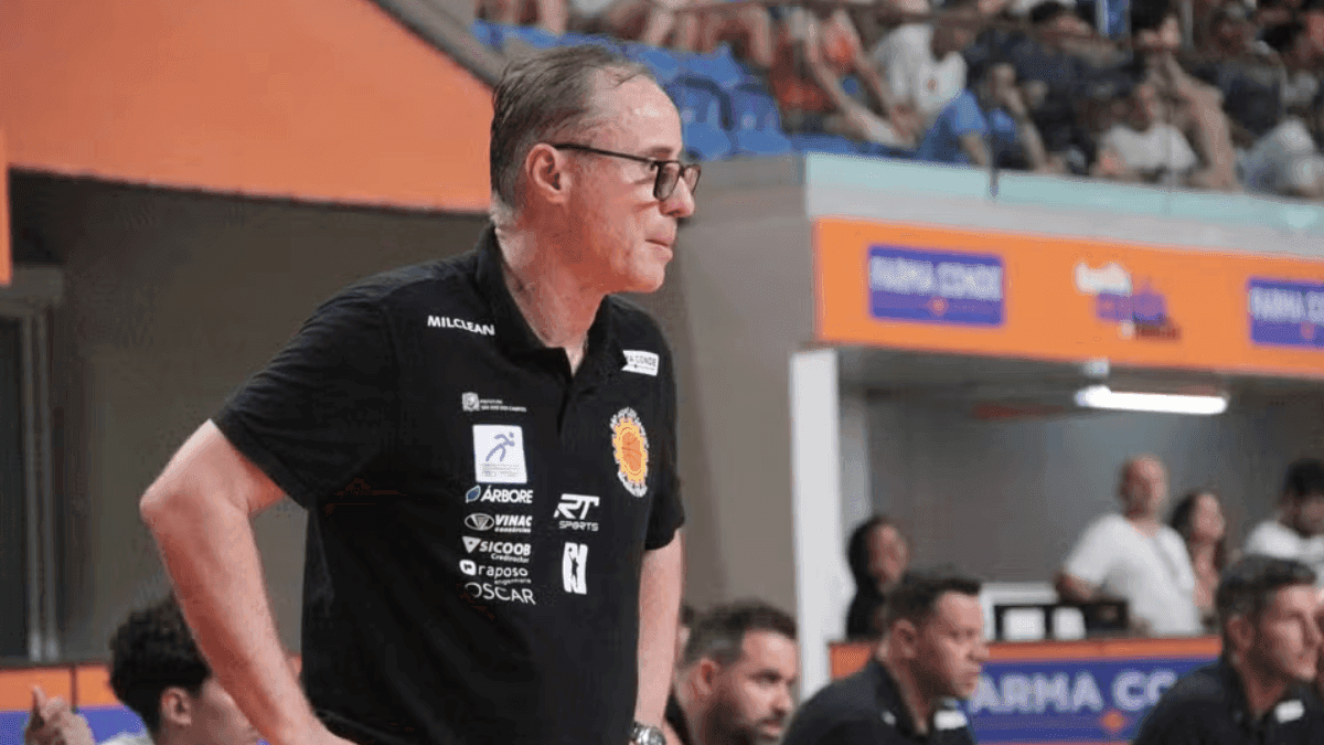 Régis Marelli é demitido do São José Basquete 