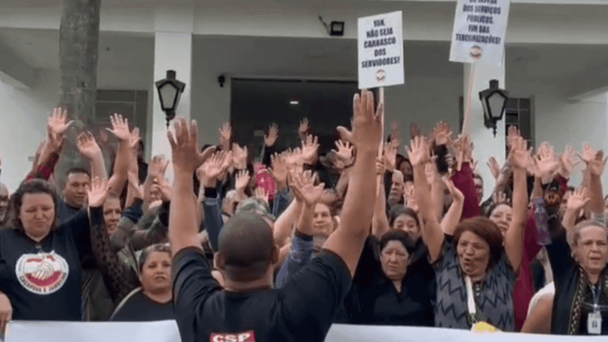 Servidores da Fusam de Caçapava entram em greve após corte de refeições e redução do vale