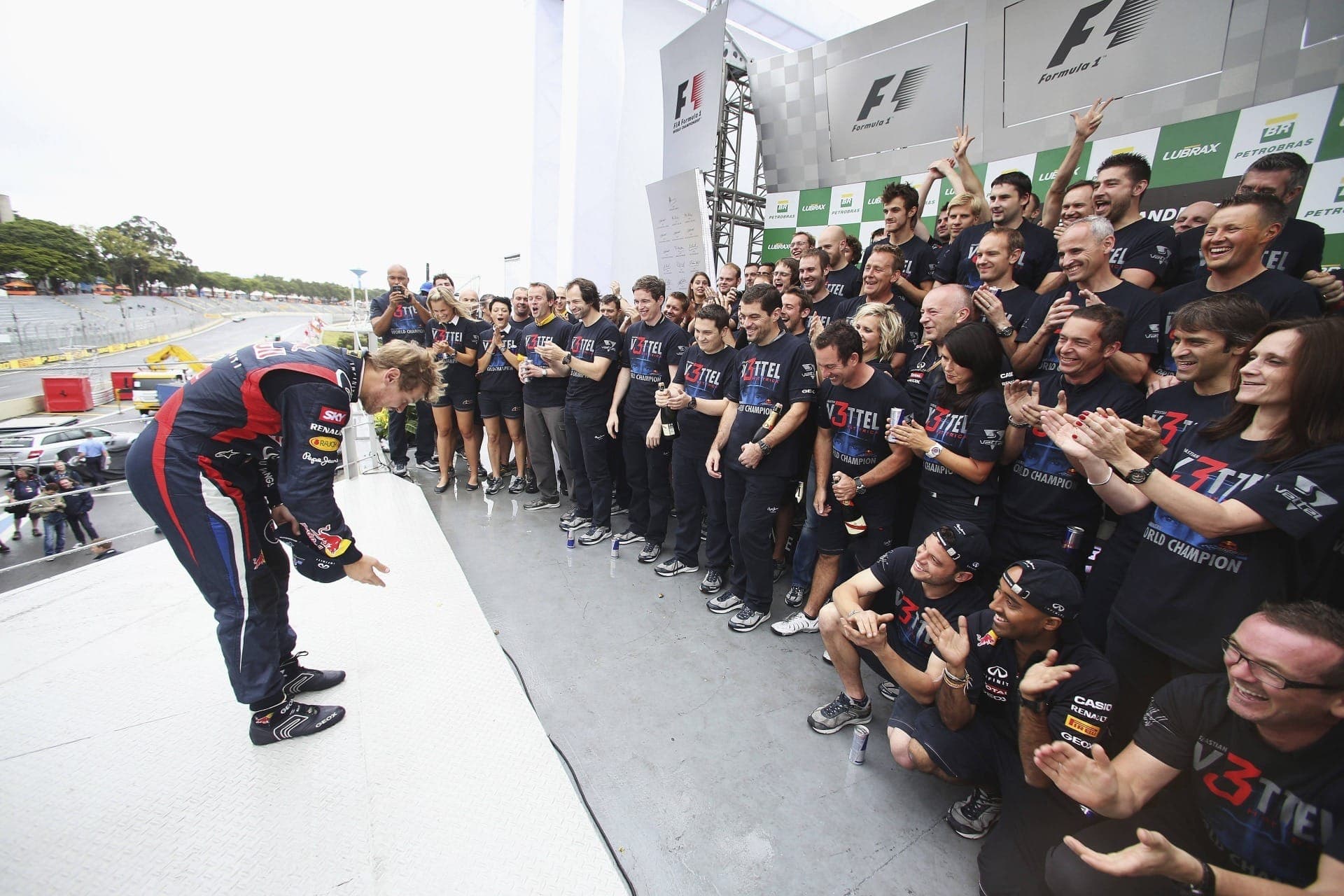 Palco do GP de São Paulo já consagrou conquistas de Alonso, Raikkonen, Hamilton, Button e Vettel (foto)