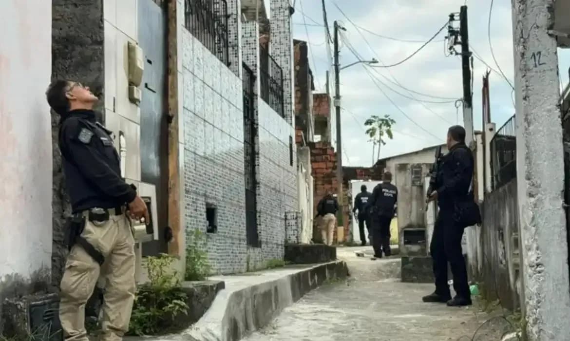 Operação Freedom prende 38 na Bahia e no Ceará
