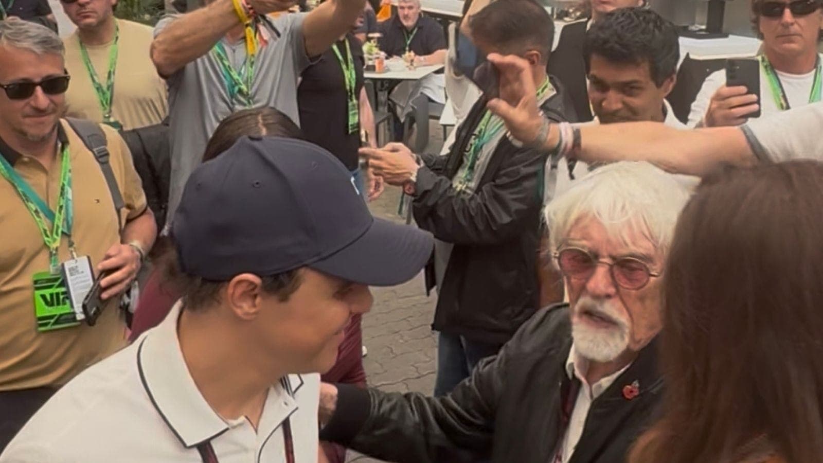 No encontro, Massa e Ecclestone trocaram um rápido cumprimento, sem diálogo