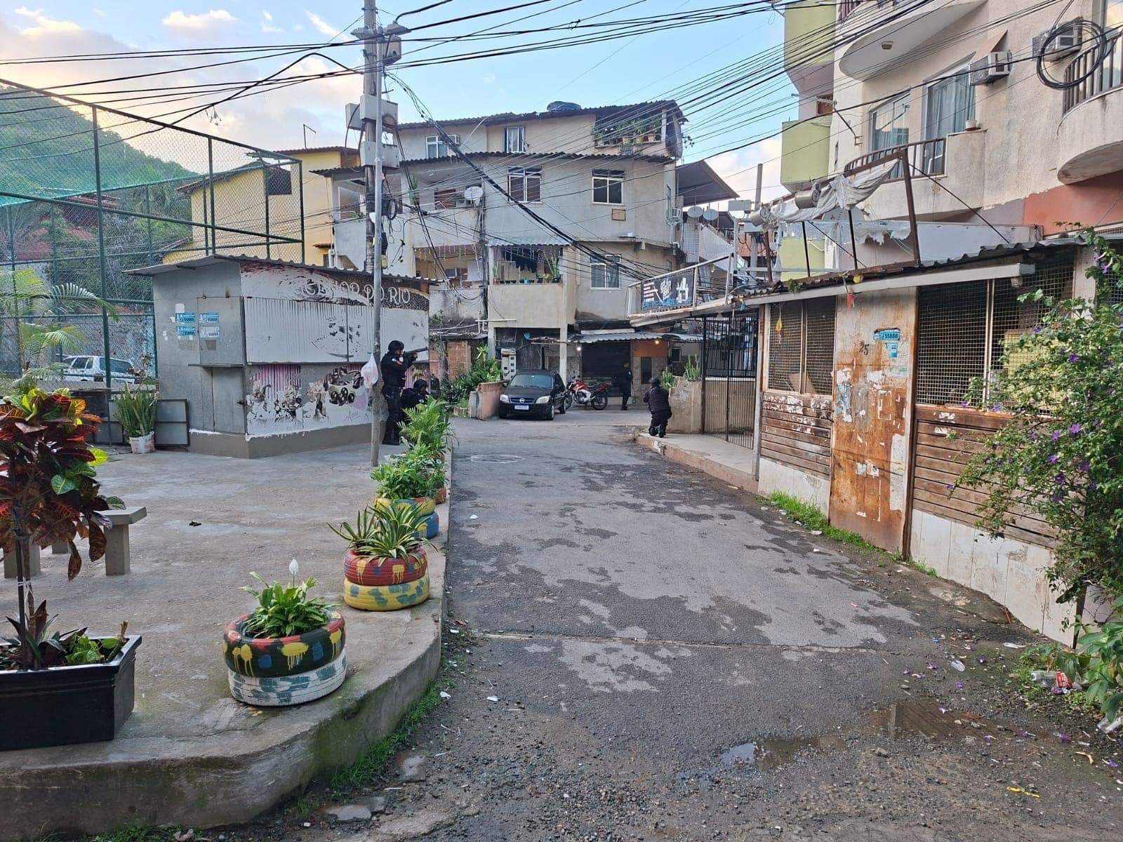 Agentes em operação na Zona Sudoeste