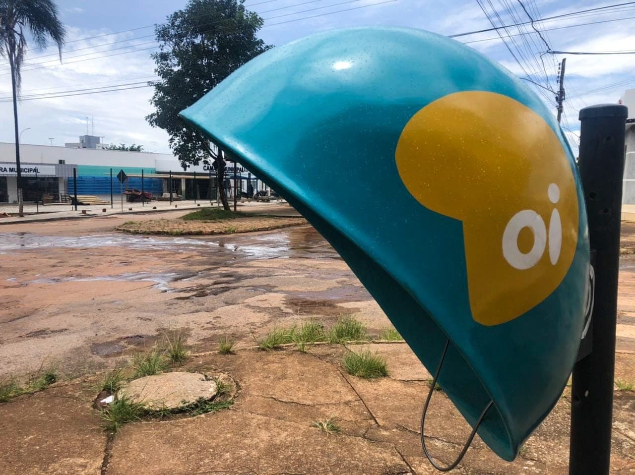 Justiça suspende processo de falência da OI