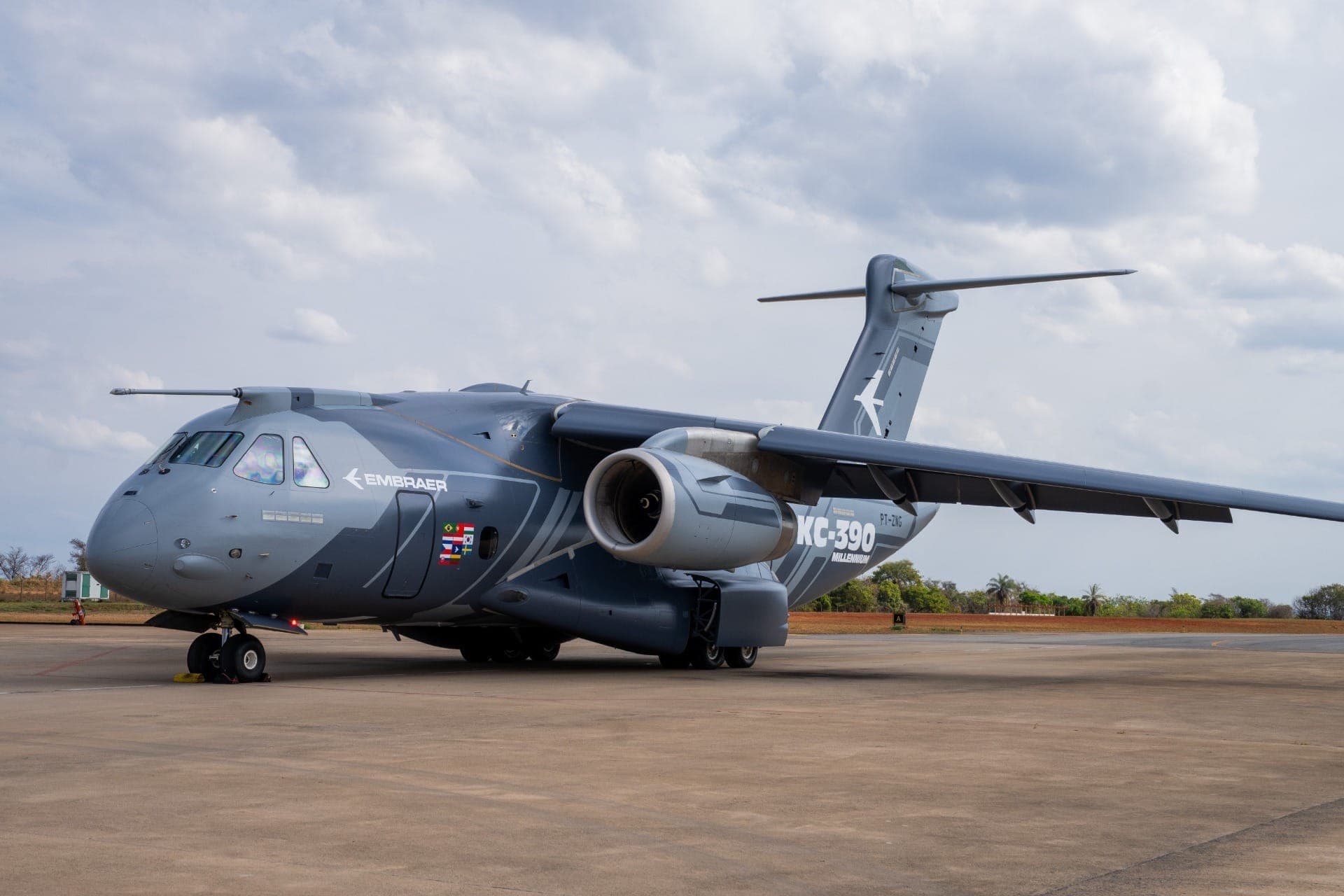 Novo KC-390 de demonstração, E195-E2 e E190F são destaques da Embraer no Dubai Airshow