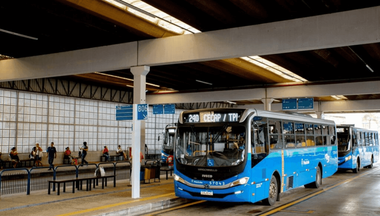 Transporte coletivo gratuito 