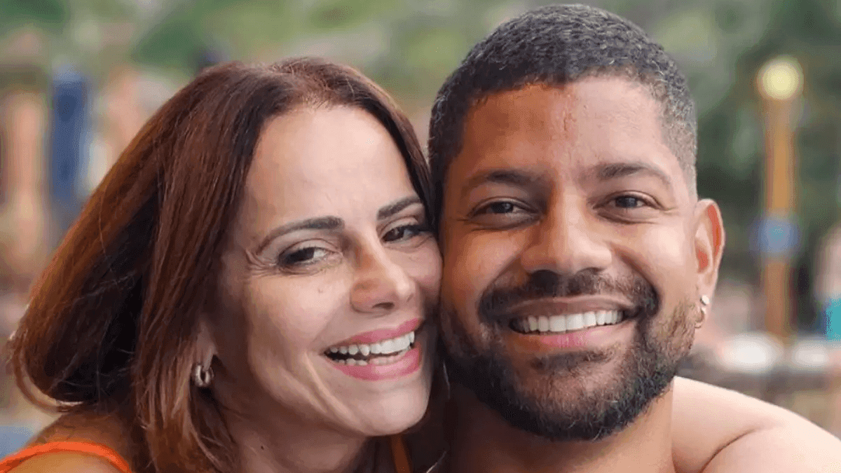 Viviane Araujo e o marido