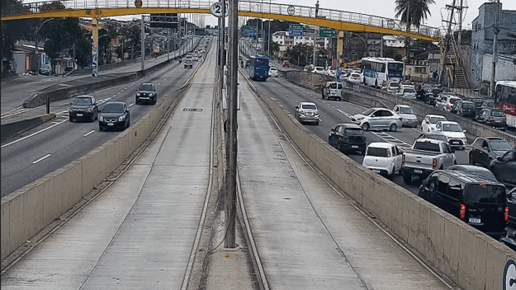 Avenida Brasil foi interdita por tiroteio