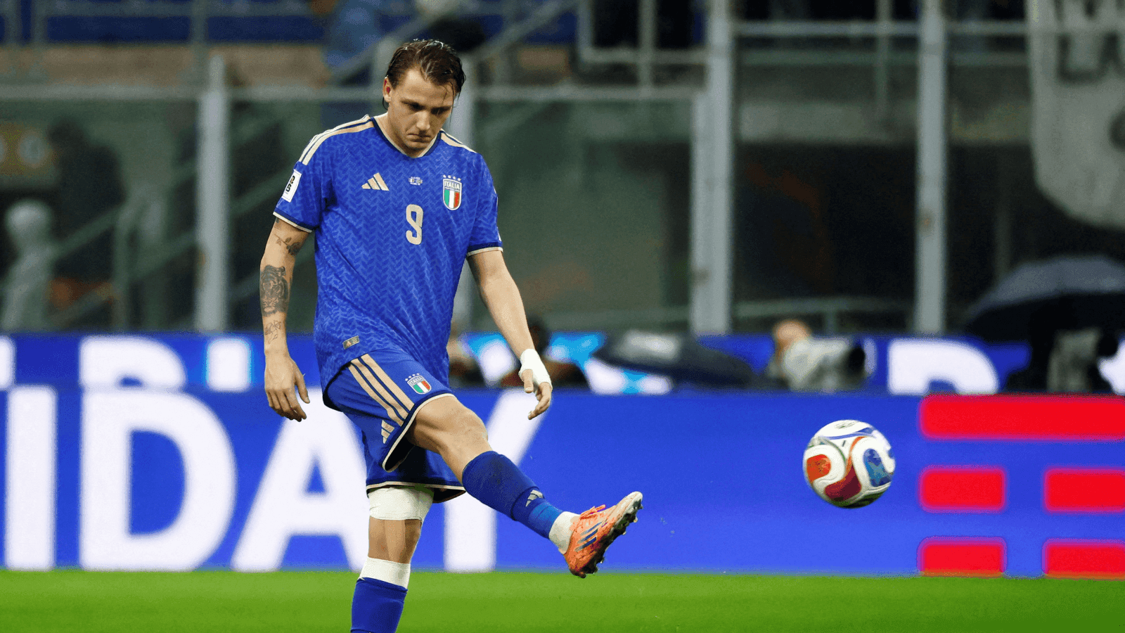 Jornal italiano detona campanha da Seleção