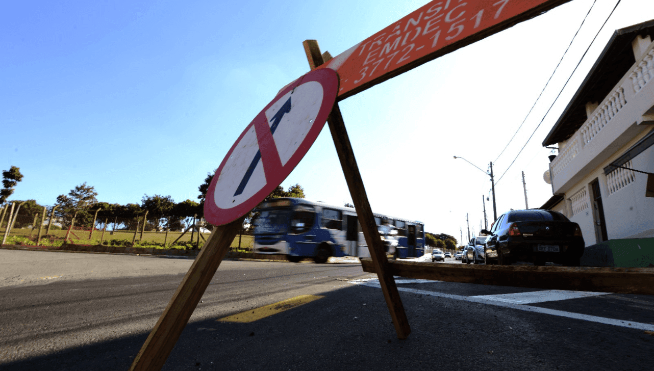 Trechos bloqueados para obras da Sanasa 
