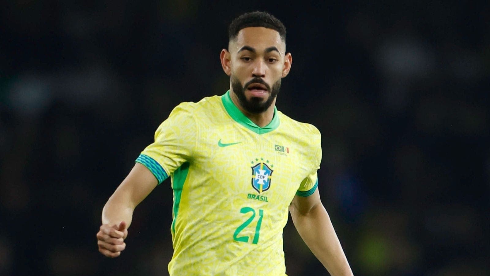 Matheus Cunha durante amistoso da Seleção