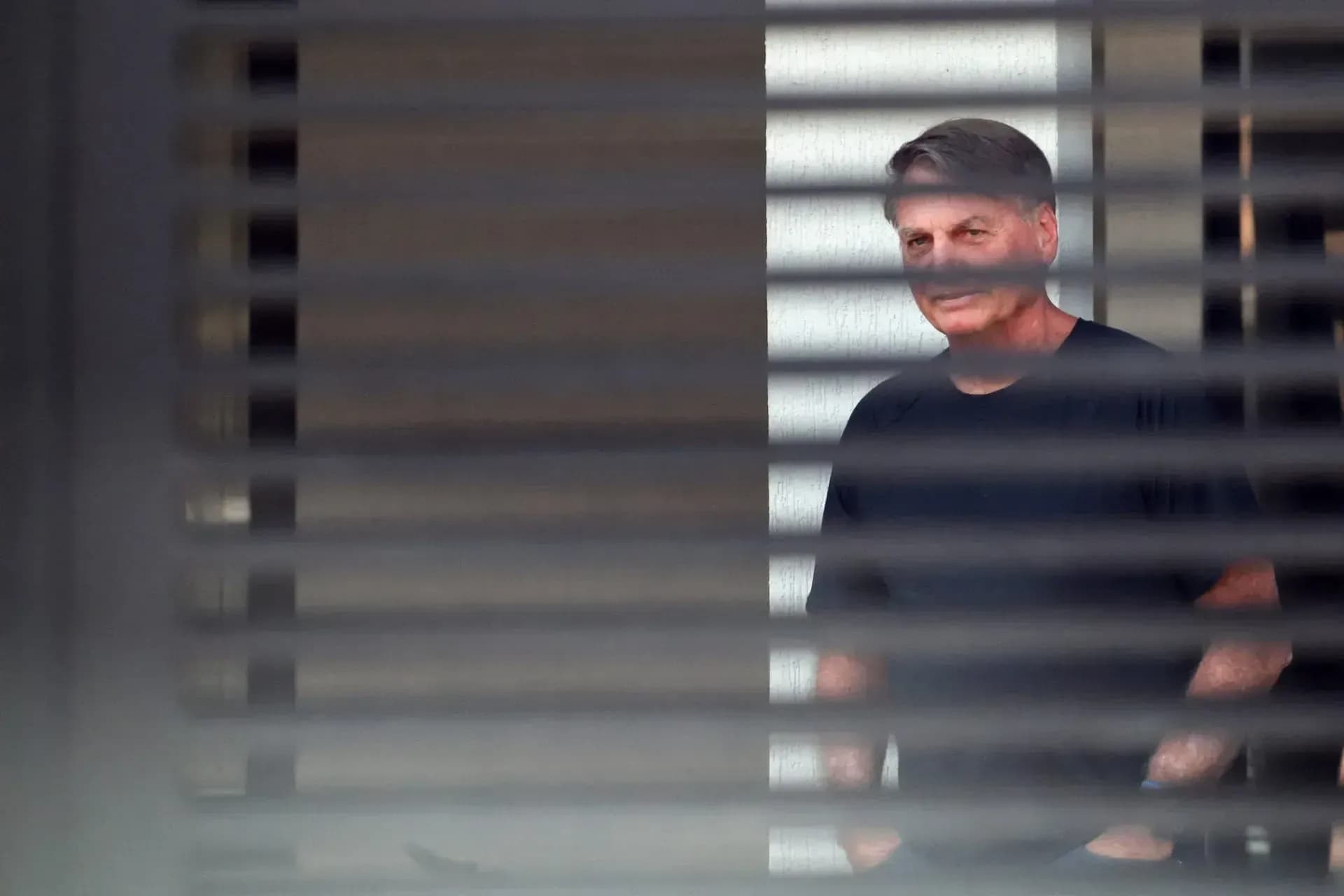 Bolsonaro em prisão domiciliar em Brasília