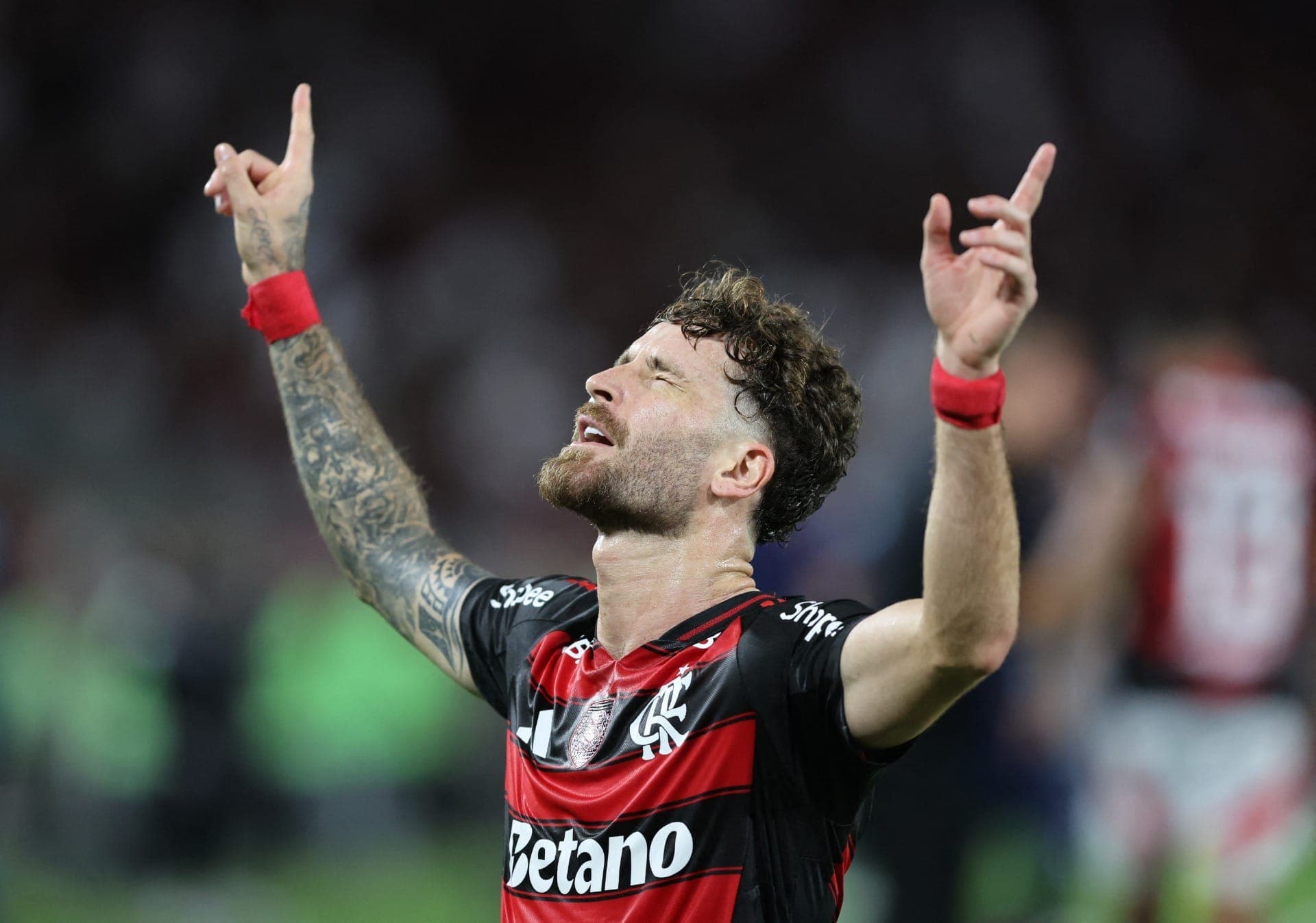Léo Pereira comemora gol do Flamengo