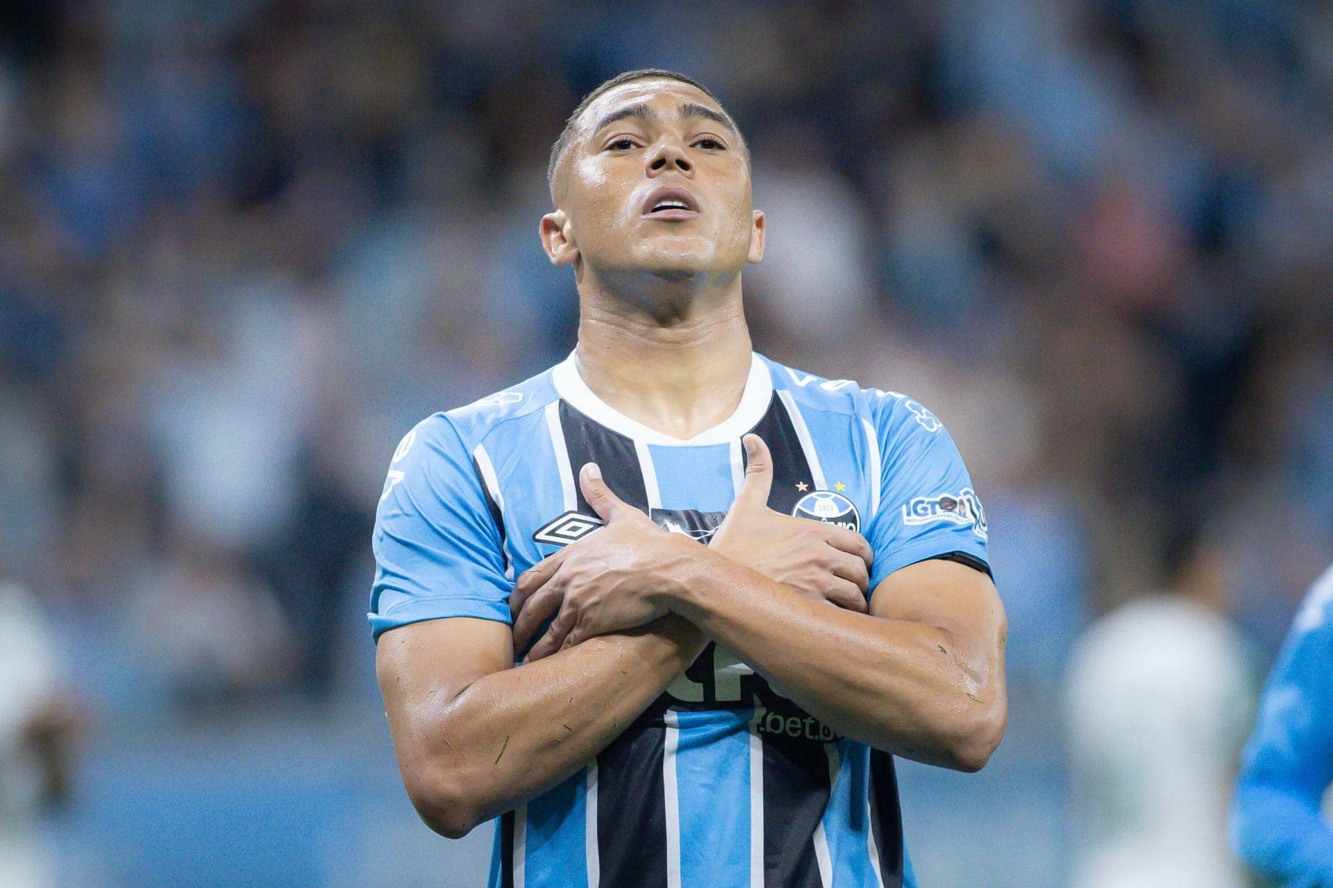 Carlos Vinícius, atacante do Grêmio