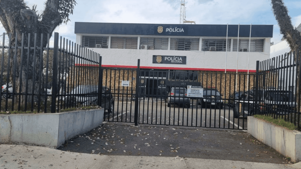 Adolescente de 15 anos é apreendido após furtar um comércio no centro de São José dos Campos