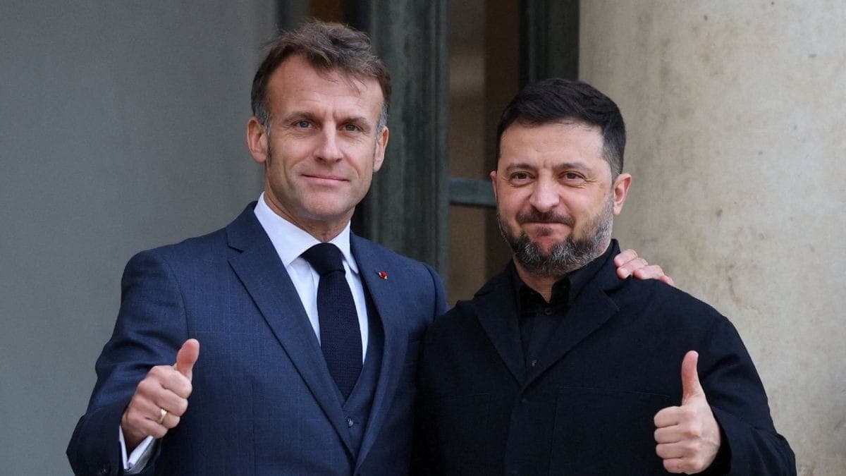 Emmanuel Macron e Volodymyr Zelensky 