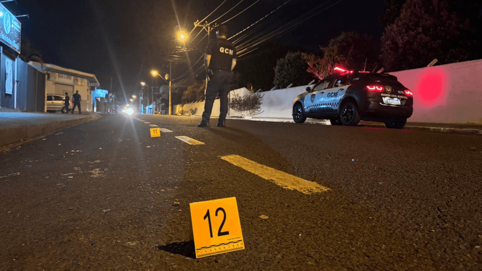 A GCM isolou a área e acionou a Polícia Civil