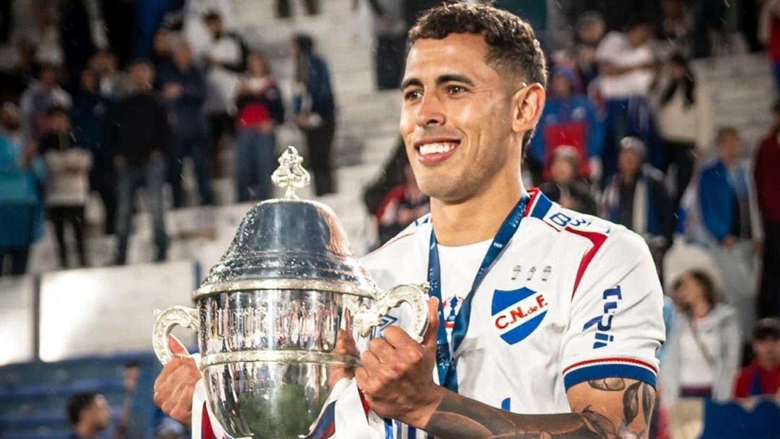 Christian Oliva, volante do Nacional