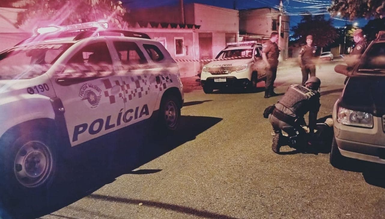 Equipe da PM encontrou a vítima caída