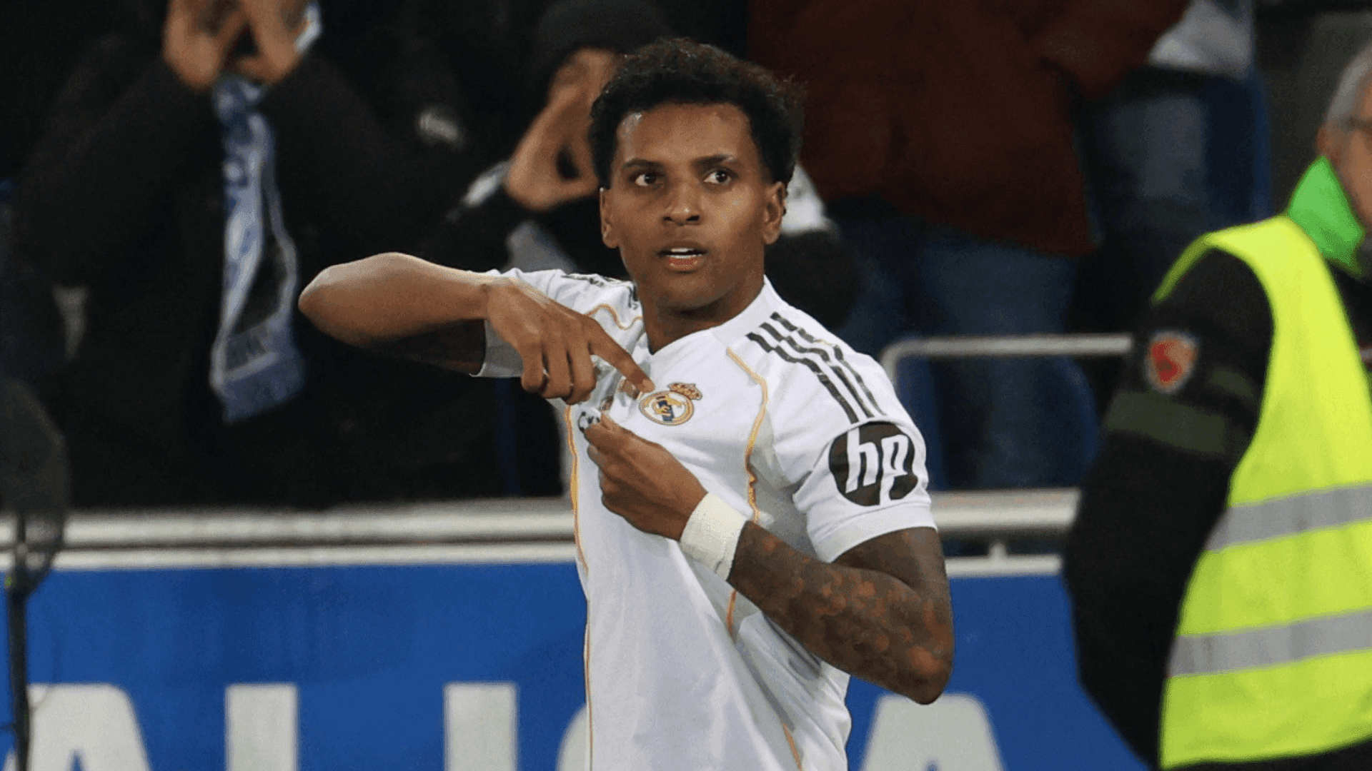 Real Madrid vence o Alavés
