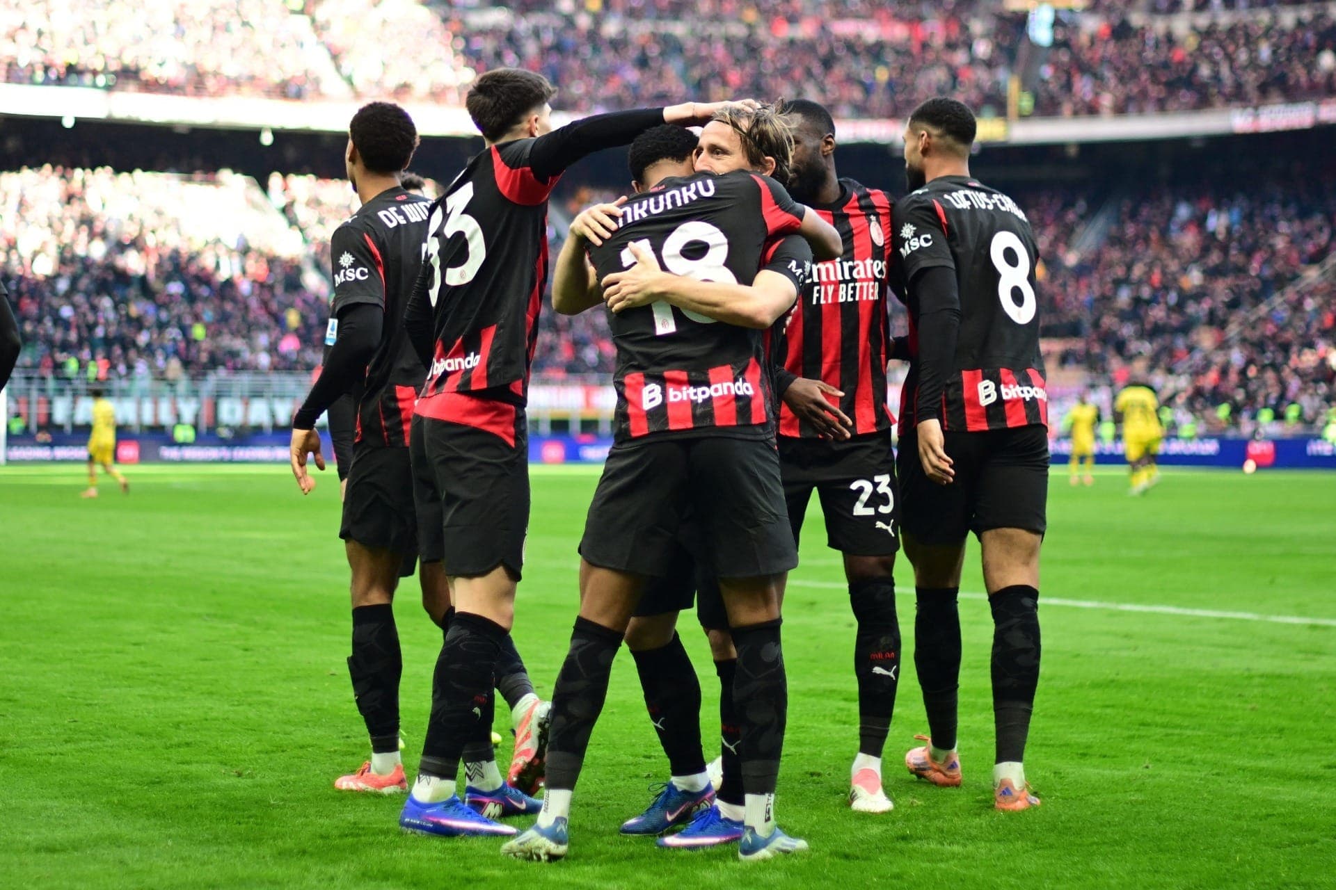 Milan vence Verona pelo Italiano