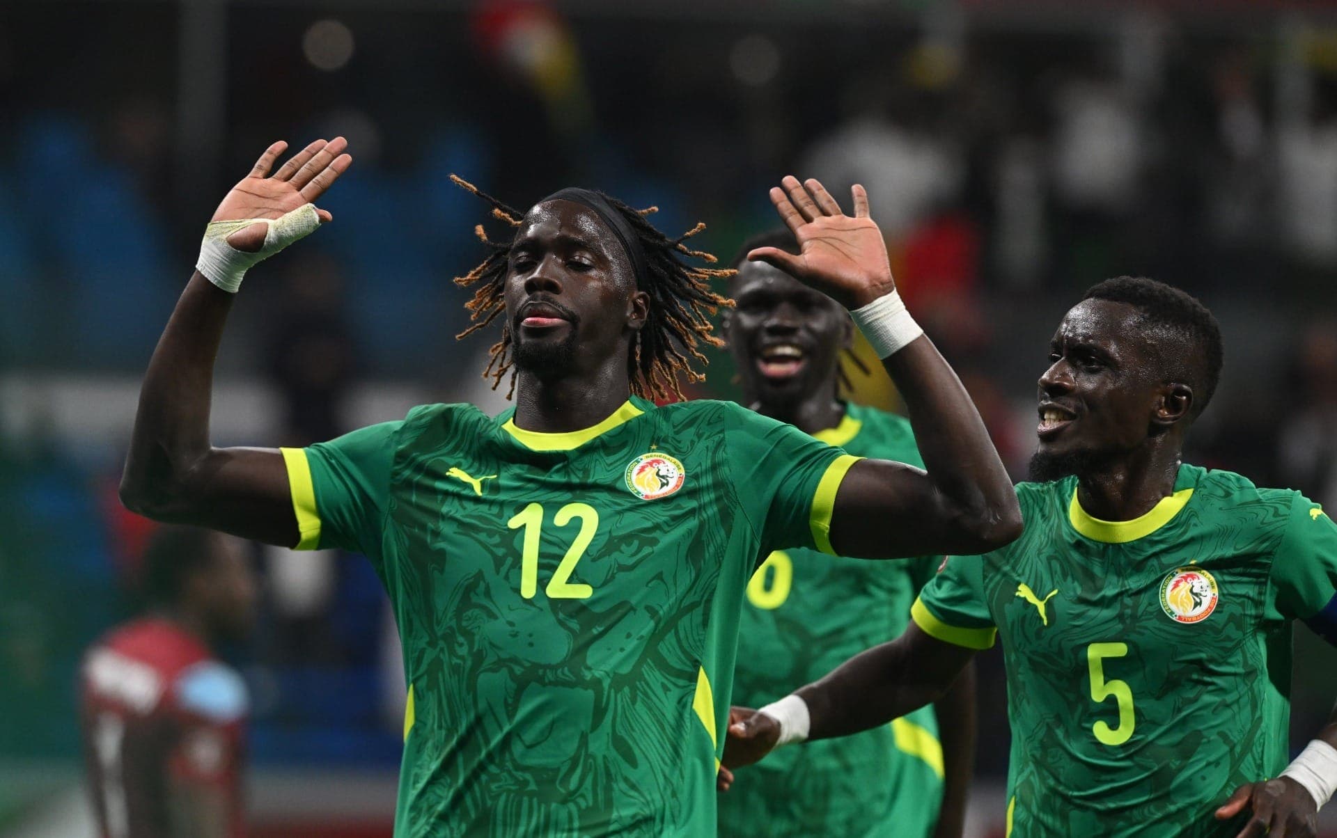 Senegaleses chegam ao mata-mata com bons números, enquanto sudaneses ainda não marcaram gols