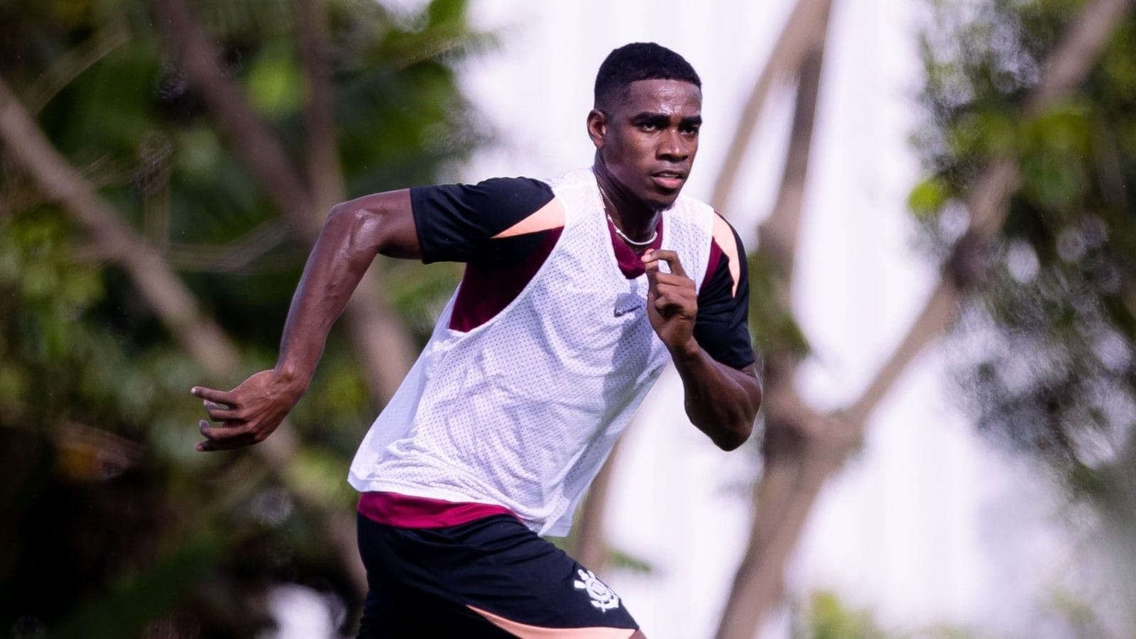 Félix Torres, zagueiro do Corinthians