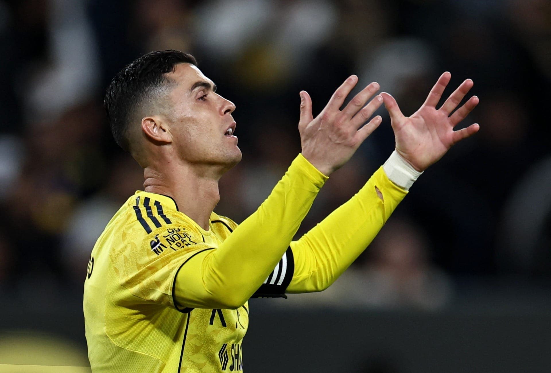 Cristiano Ronaldo lamenta derrota do Al Nassr