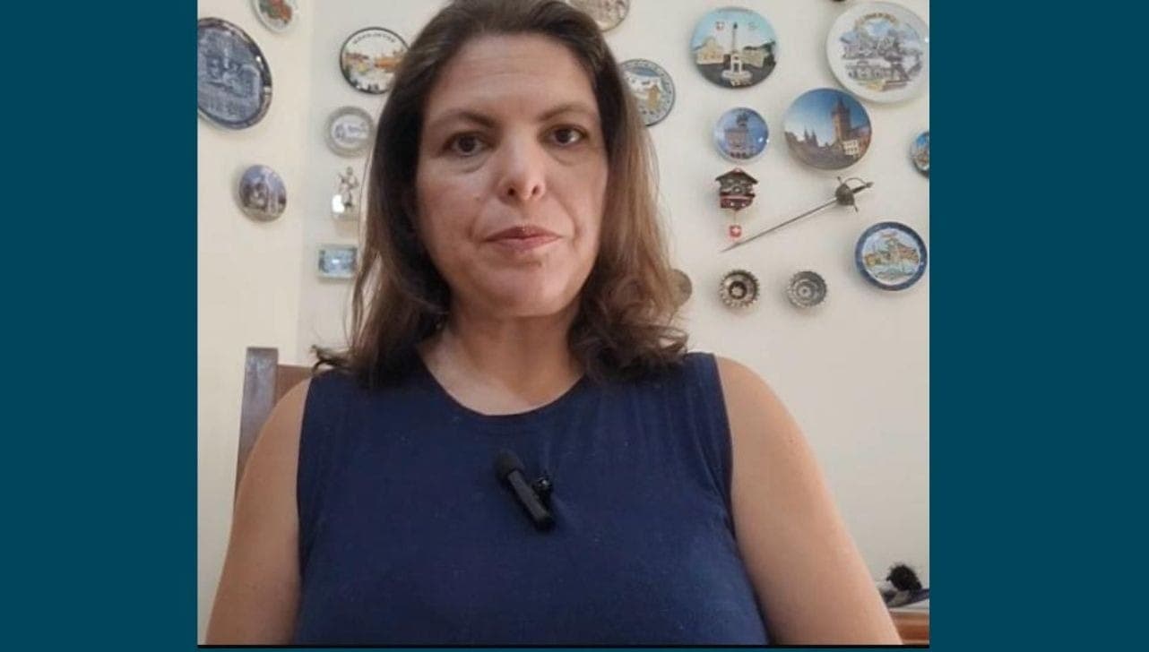Professora Denise Lícia