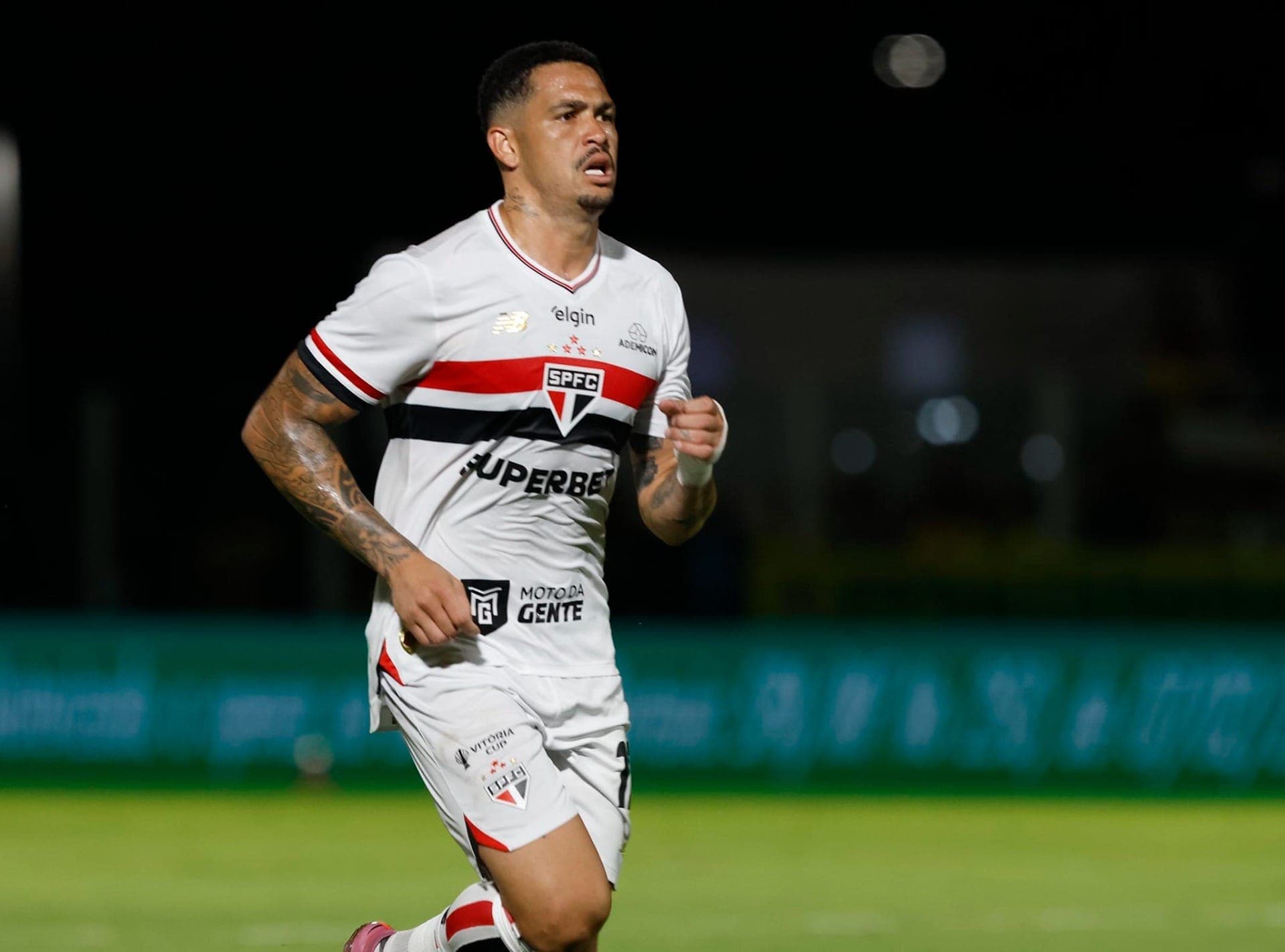 Luciano, atacante do São Paulo