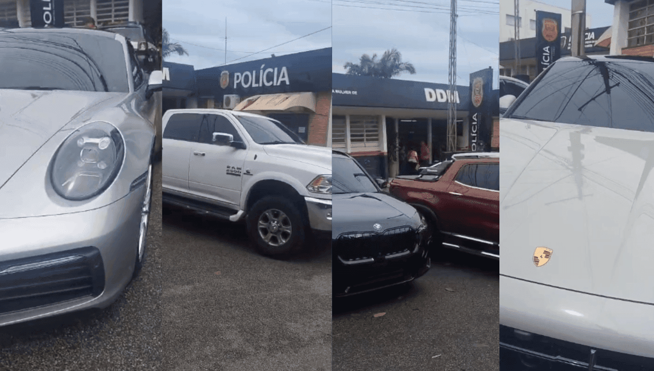 Carros apreendidos durante a Operação 