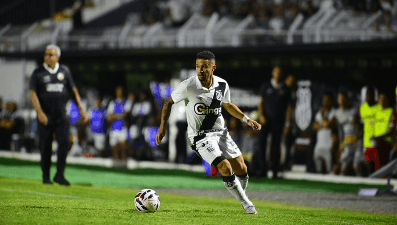 O jogador deixou o time 