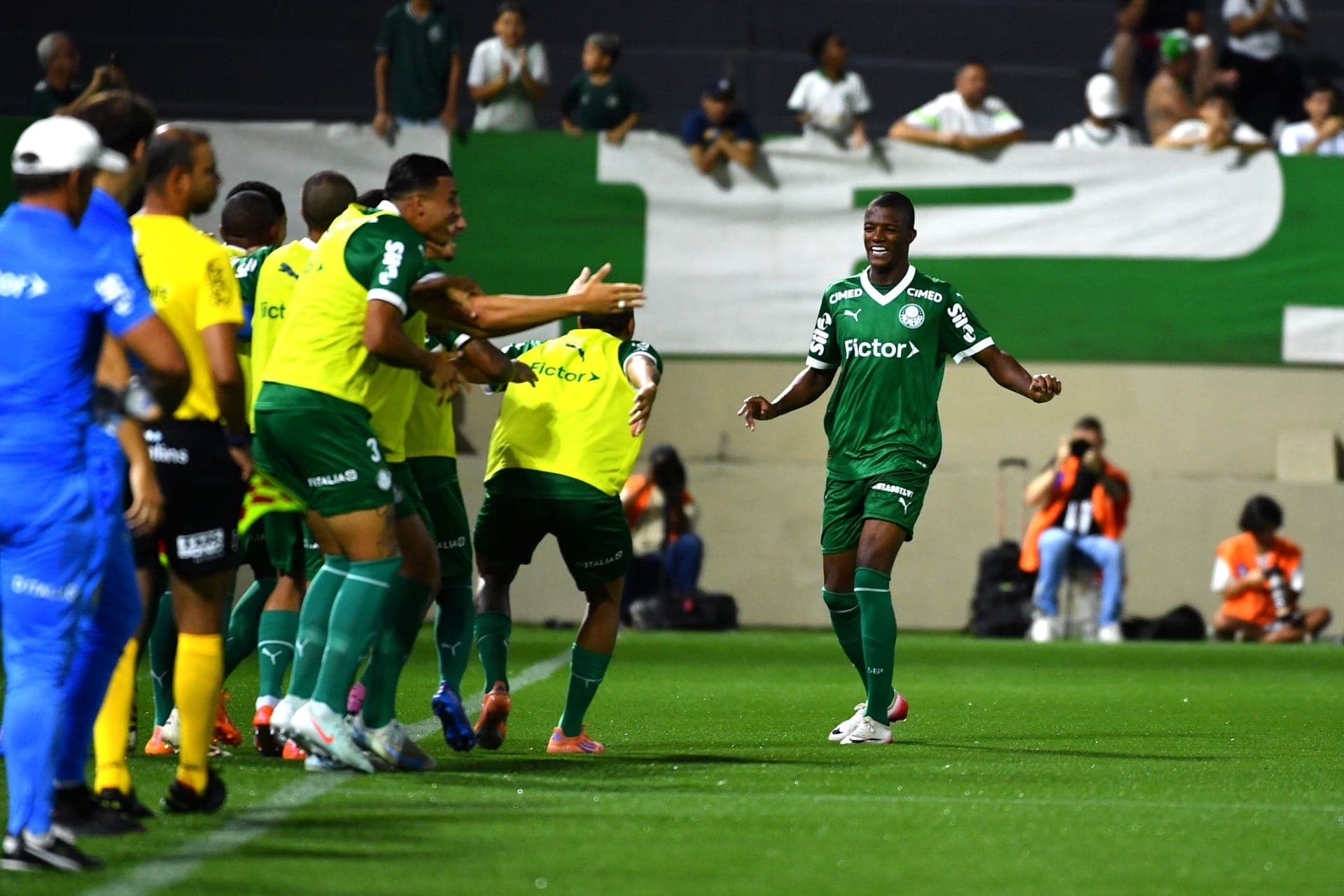 Victor Gabriel fez 2 gols para o Palmeiras