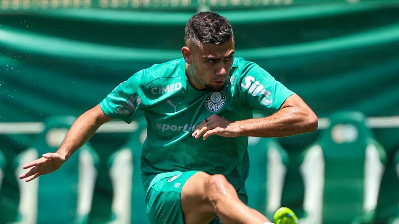 Andreas Pereira desfalcará o Palmeiras
