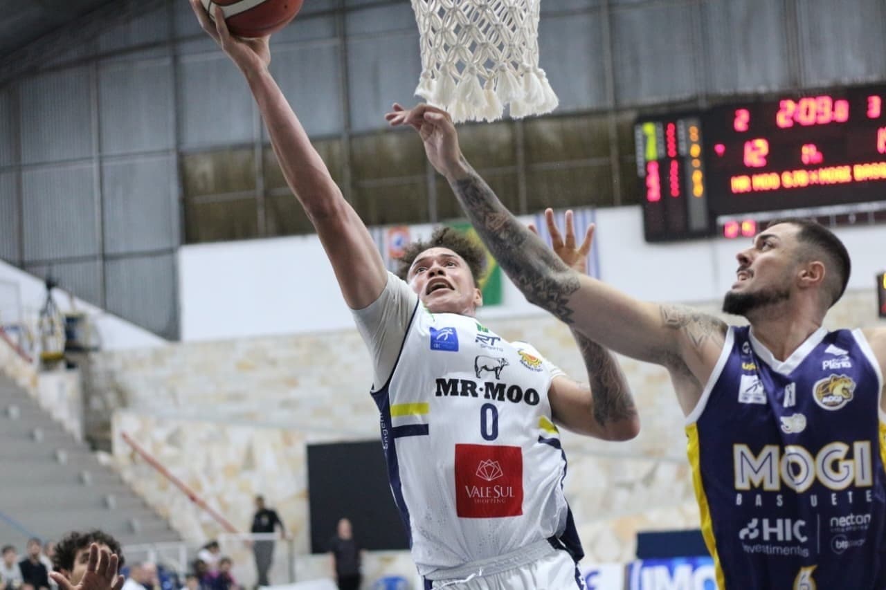 São José Basquete encara o Cruzeiro nesta quinta-feira (15) pelo NBB