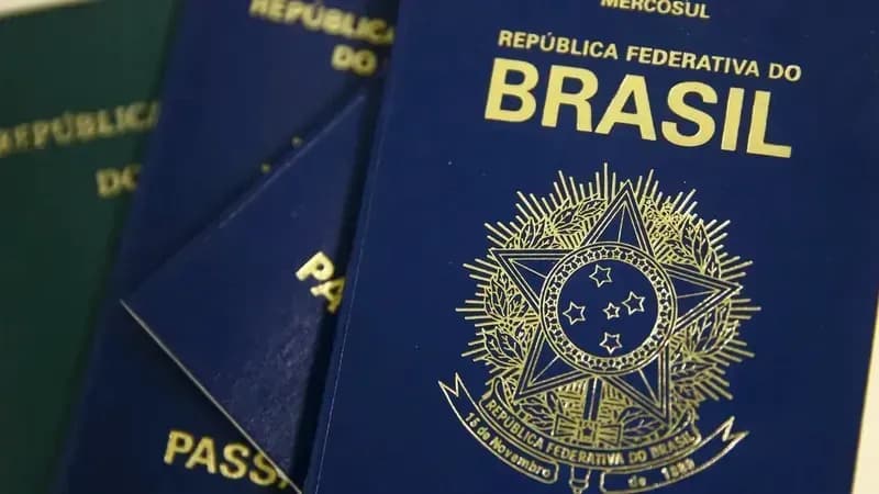 Suspensão do green card