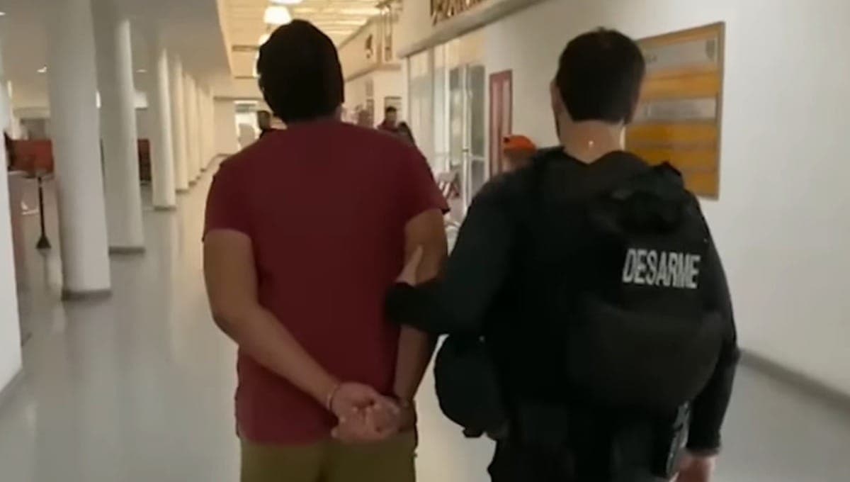 Homem é preso por difamar juíza e promotora