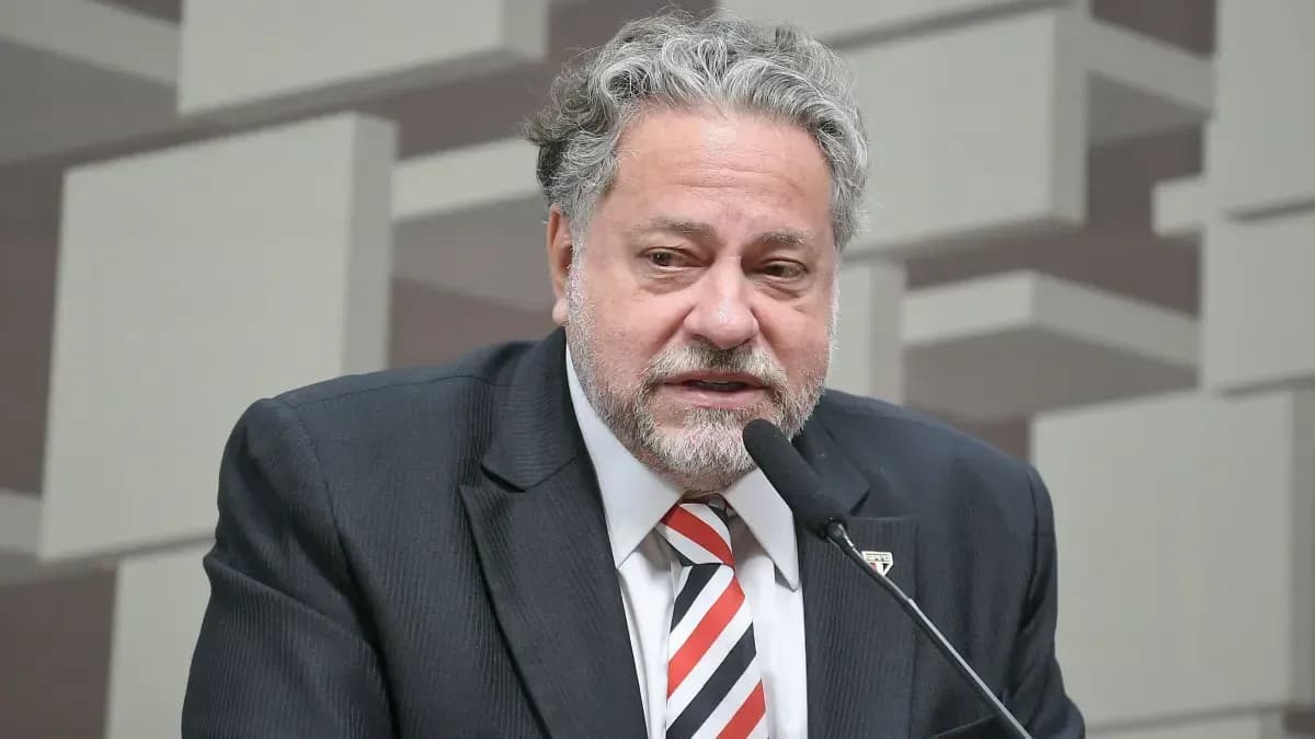 Renúncia de Júlio Casares