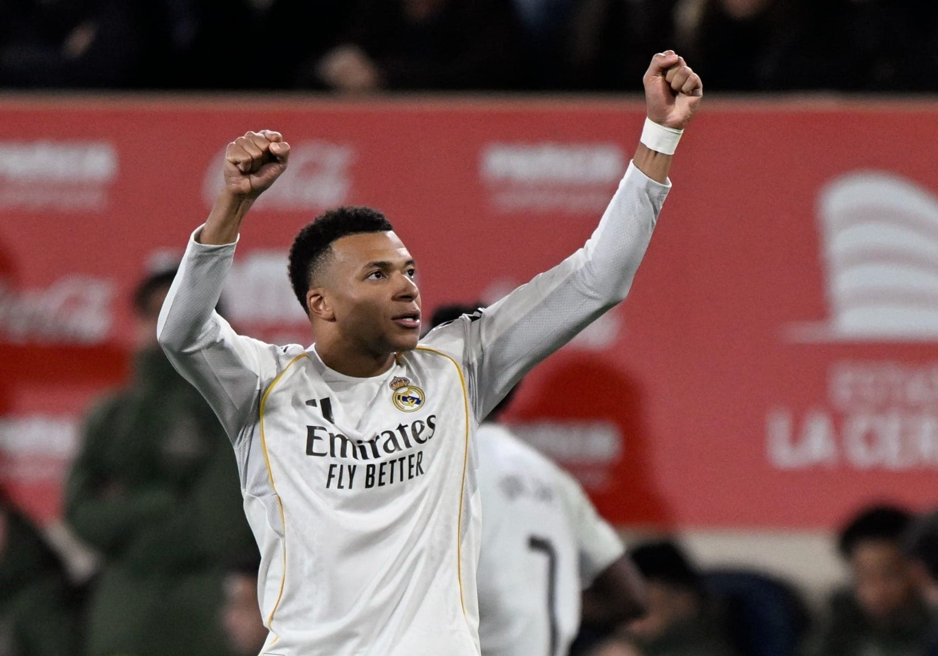 Mbappé comemora gol do Real contra o Villarreal