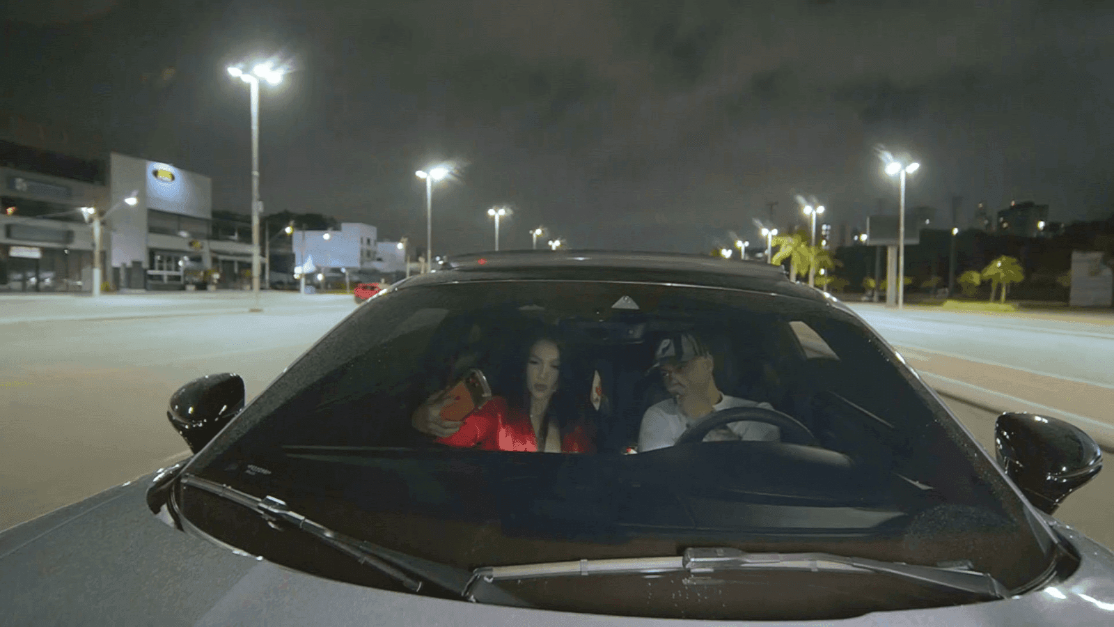 MC Tuto momentos antes de atropelar a vítima