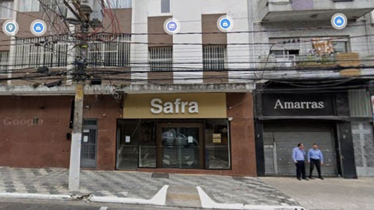 Fachada do banco invadido pelos criminosos