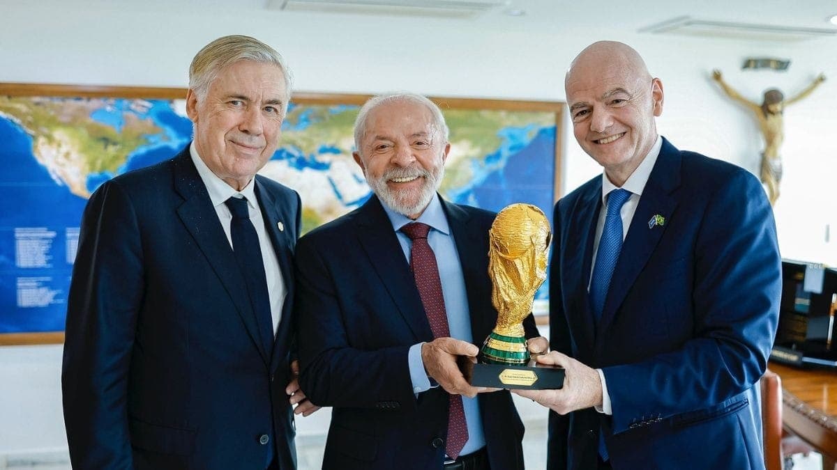Lula com Gianni Infantino e Carlo Ancelotti 