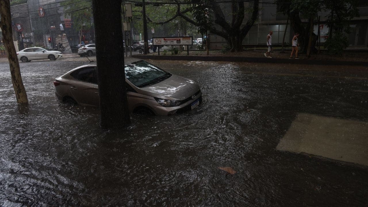 Alagamento na zona sul de SP